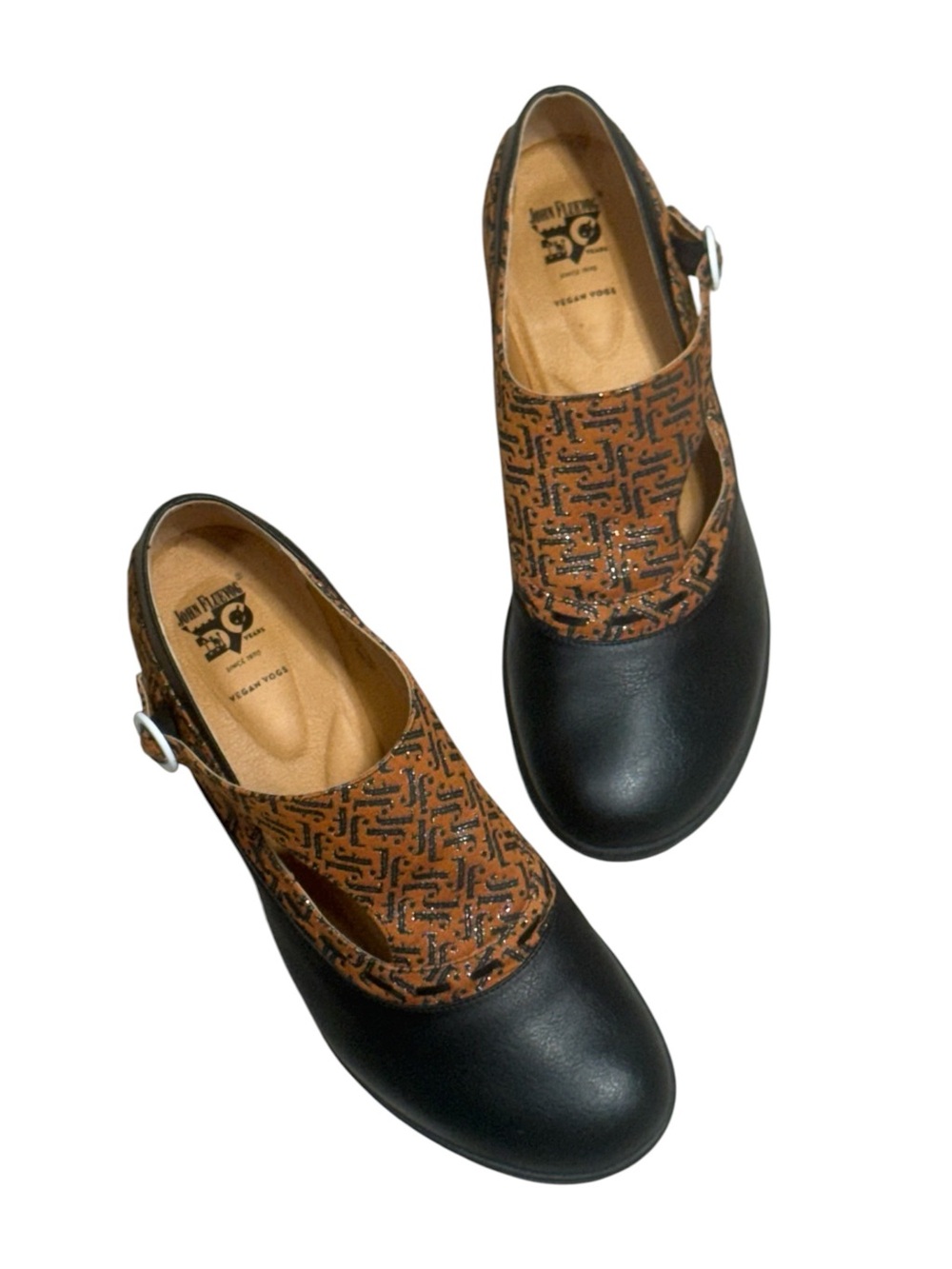 John Fluevog Enneagram Achiever Black Vegan Monogram Side Buckle Heels Size 10 - Picture 9 of 10